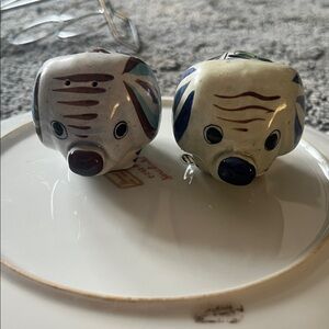 Vintage Mexican Folk pig Shaker